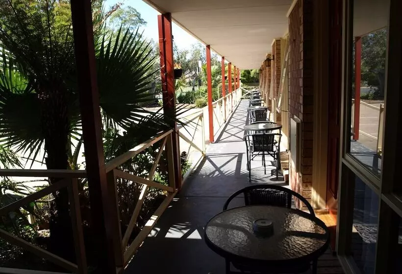 モーテル Old Coach Motor Inn Echuca