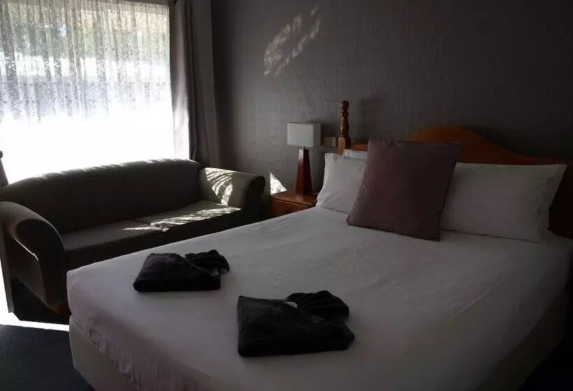 モーテル Old Coach Motor Inn Echuca