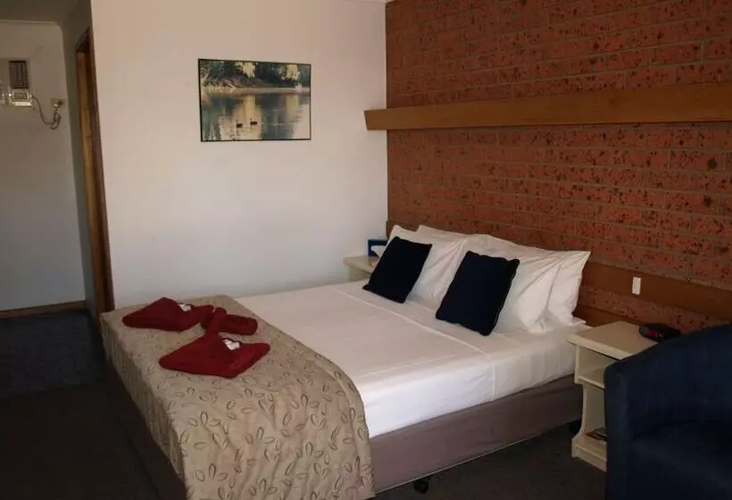 モーテル Old Coach Motor Inn Echuca