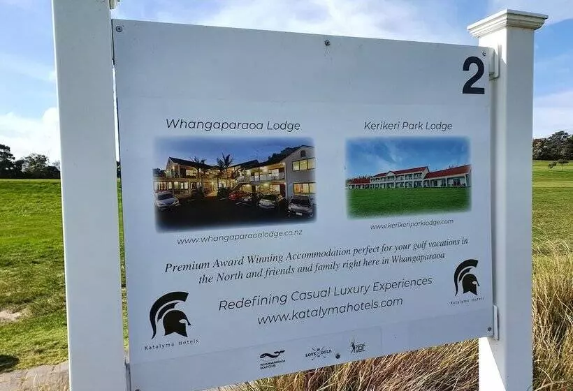 Motelli Whangaparaoa Lodge