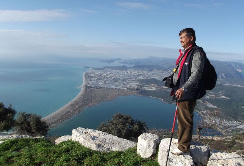 پانسیون Beymelek Taş Evler