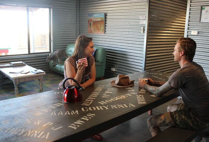 بنسيون Corynnia Station