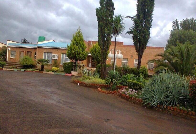 پانسیون Molengoane Lodge