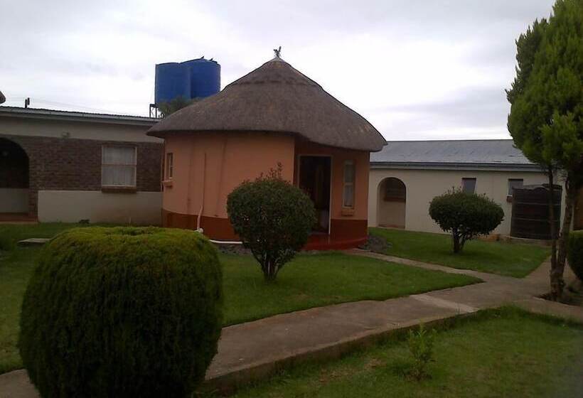 پانسیون Molengoane Lodge