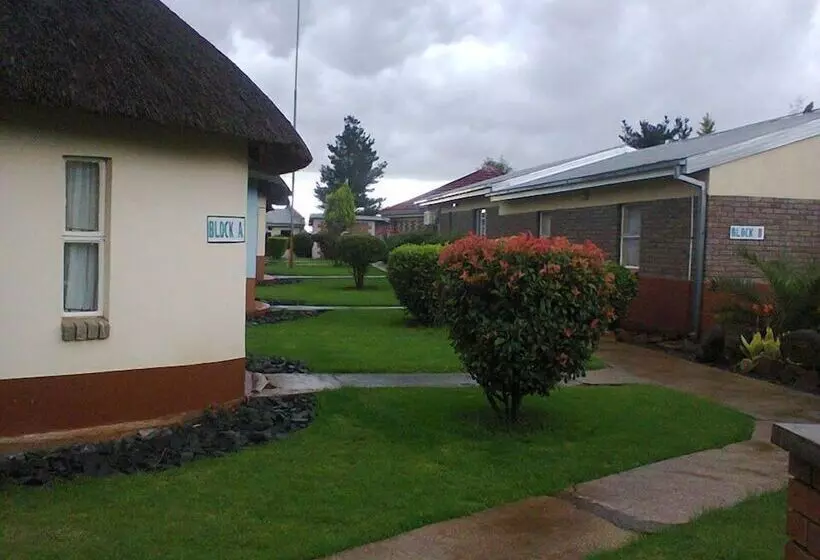 ペンション Molengoane Lodge