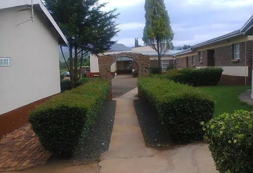 ペンション Molengoane Lodge
