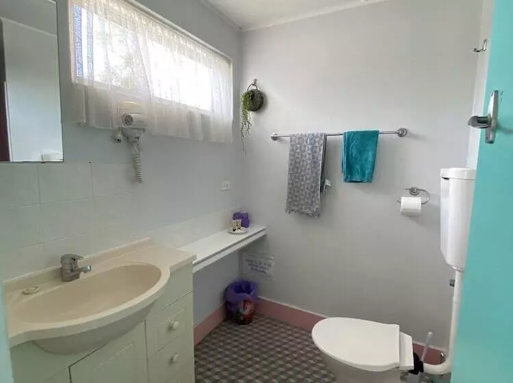 Plantation Retro Motel Tyndale