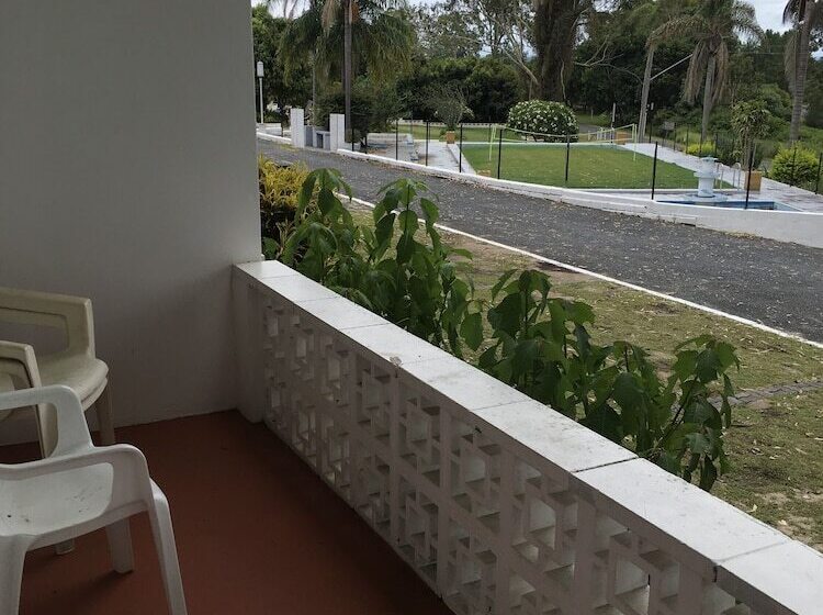 Plantation Retro Motel Tyndale