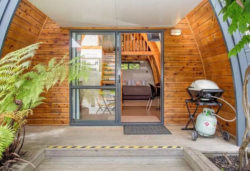 Lomakeskus Hot Water Beach Top 10 Holiday Park