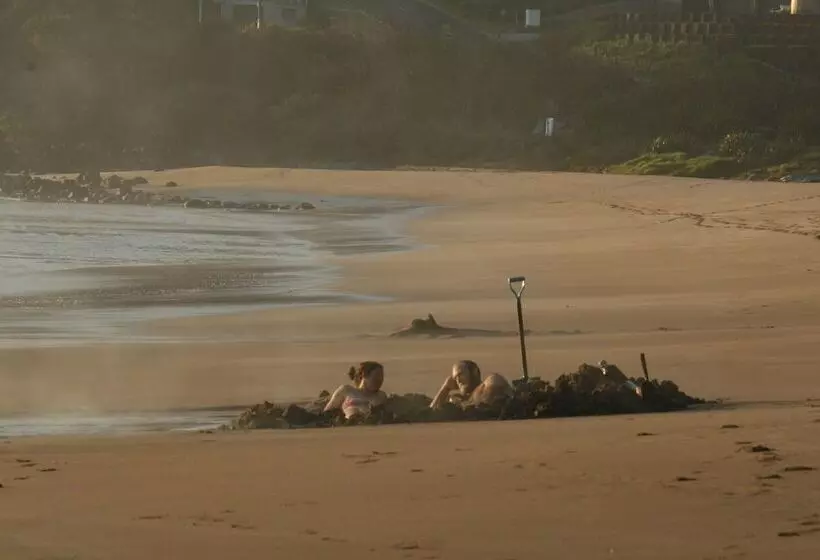 Lomakeskus Hot Water Beach Top 10 Holiday Park