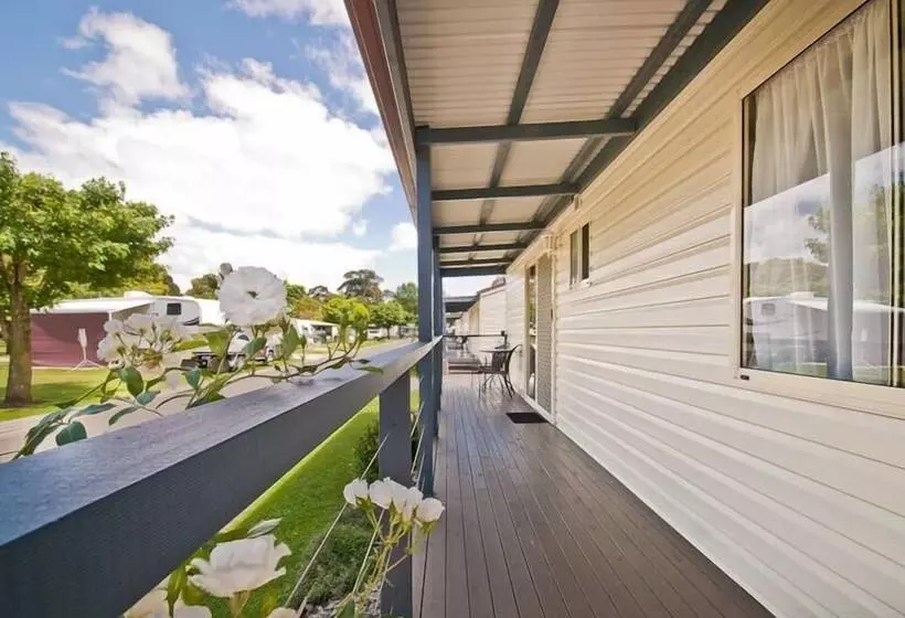 リゾートホテル Warragul Gardens Holiday Park