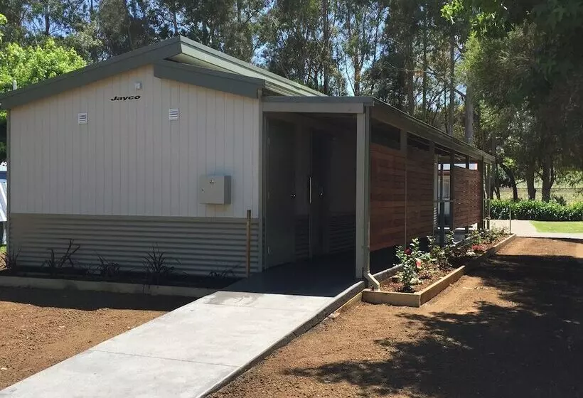 リゾートホテル Warragul Gardens Holiday Park