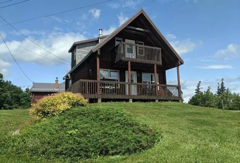 Smith Rock Chalets & Retreat