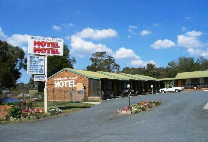 Woomargama Village Hotel Motel