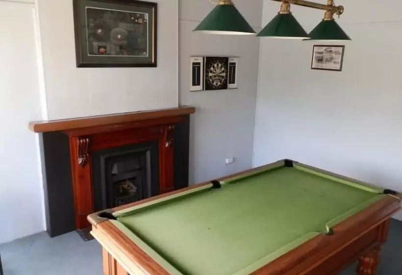 Woomargama Village Hotel Motel