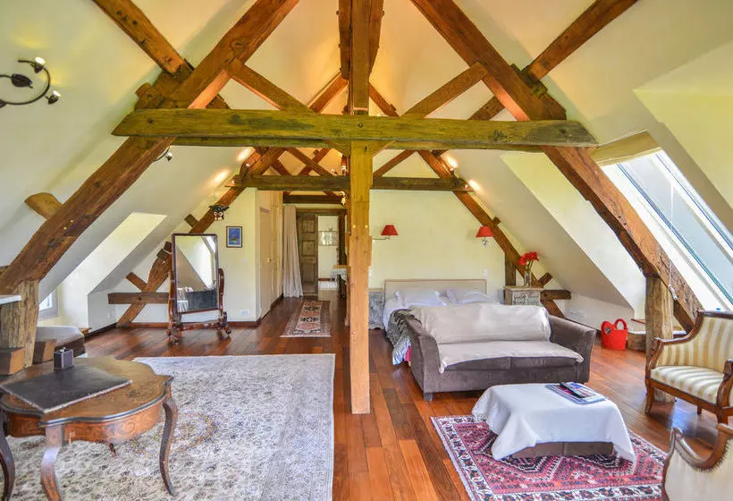 Bed and Breakfast Charmilles Des Cordeliers