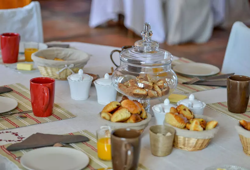 Bed and Breakfast Charmilles Des Cordeliers