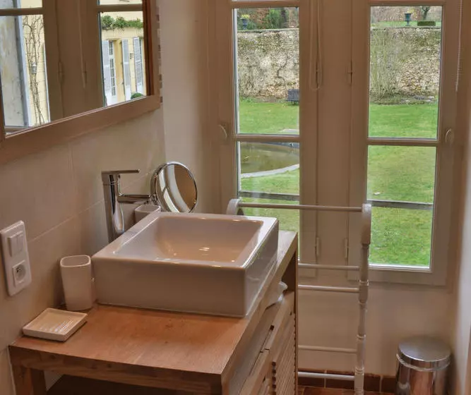 Bed and Breakfast Charmilles Des Cordeliers