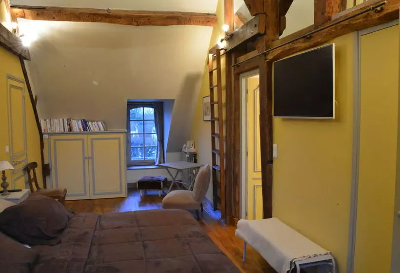 Bed and Breakfast Charmilles Des Cordeliers