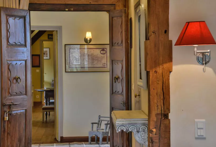 Bed and Breakfast Charmilles Des Cordeliers