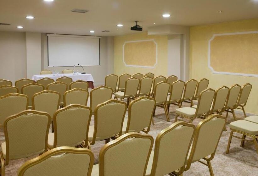 Domotel Neve Mountain Resort