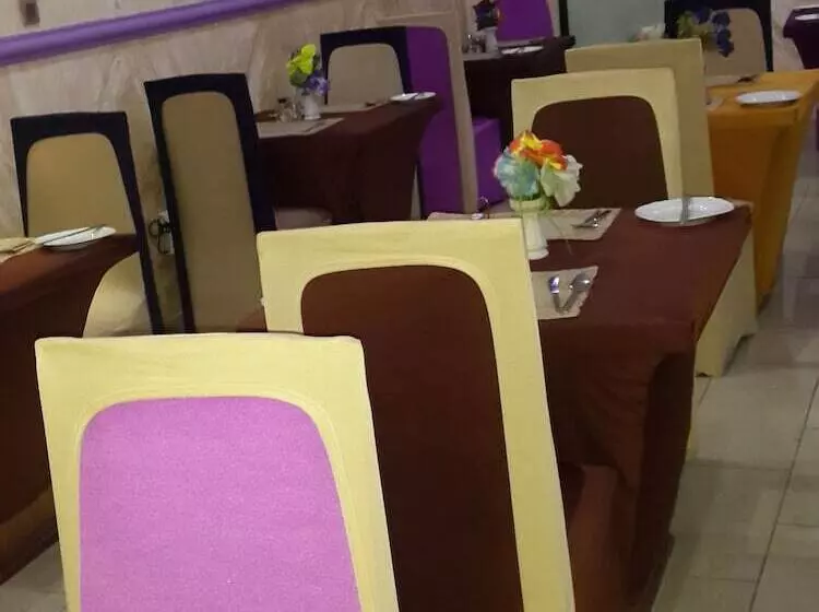 Grandvenice Hotel And Suites