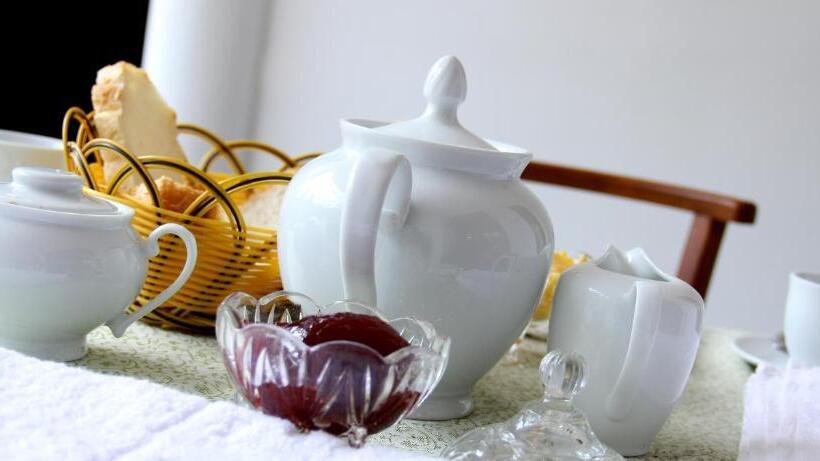 Отель Anara Villa