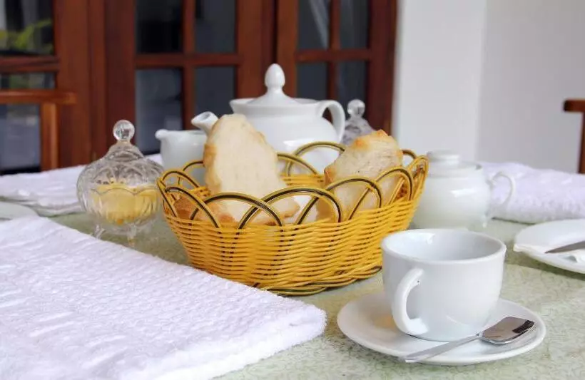 בית מלון כפרי Anara Villa