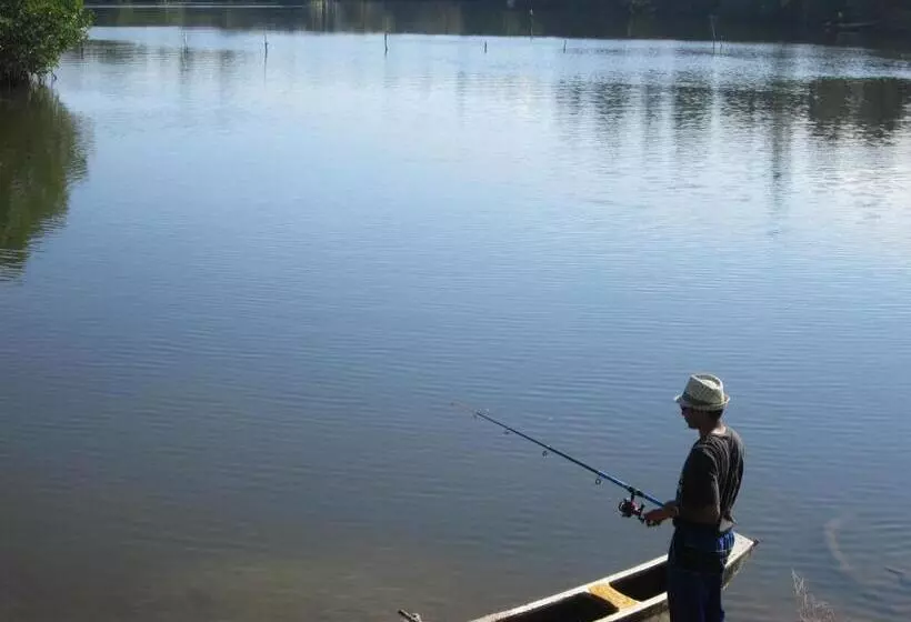 בית מלון כפרי Anara Villa