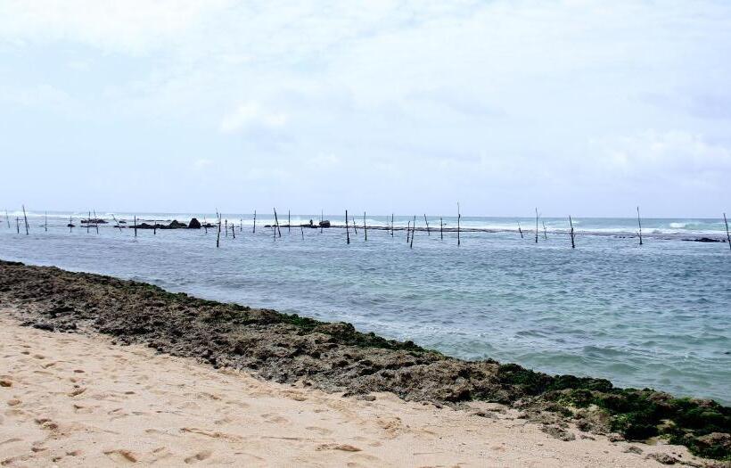 Отель Anara Villa