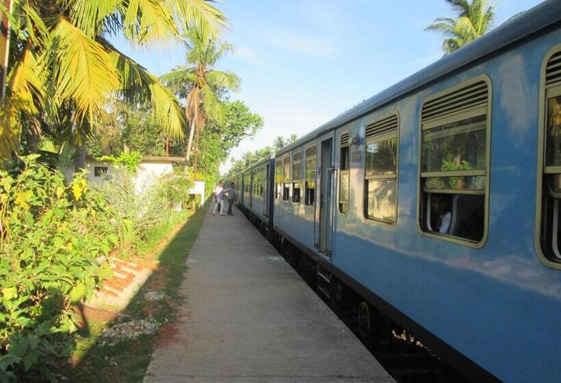 Отель Anara Villa