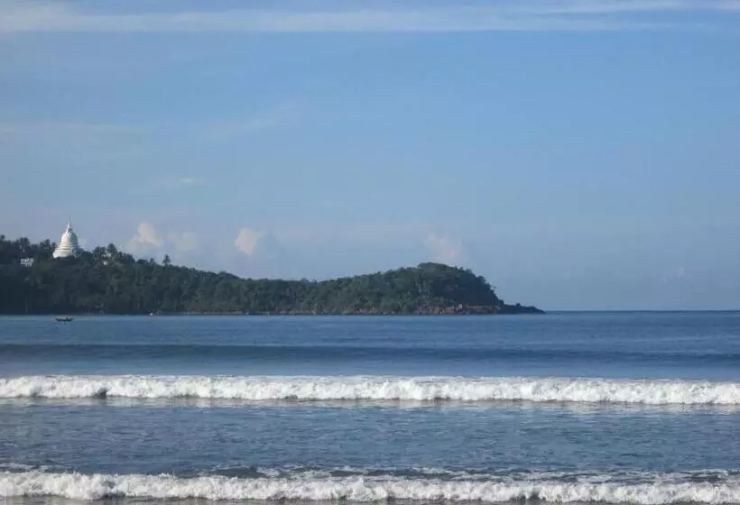 בית מלון כפרי Anara Villa