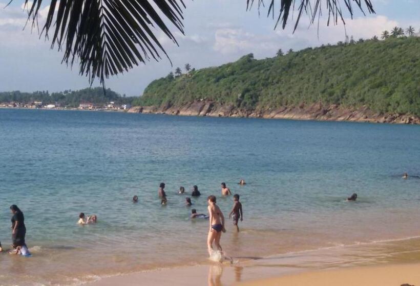 Отель Anara Villa