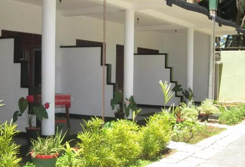 בית מלון כפרי Anara Villa