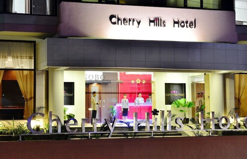 هتل Cherry Hills
