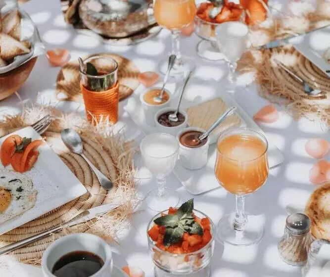 هتل Dar Nour El Houda