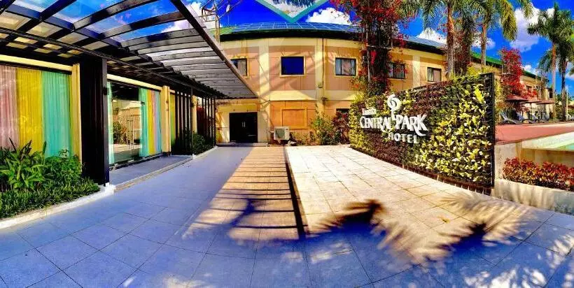 فندق Luisita Central Park