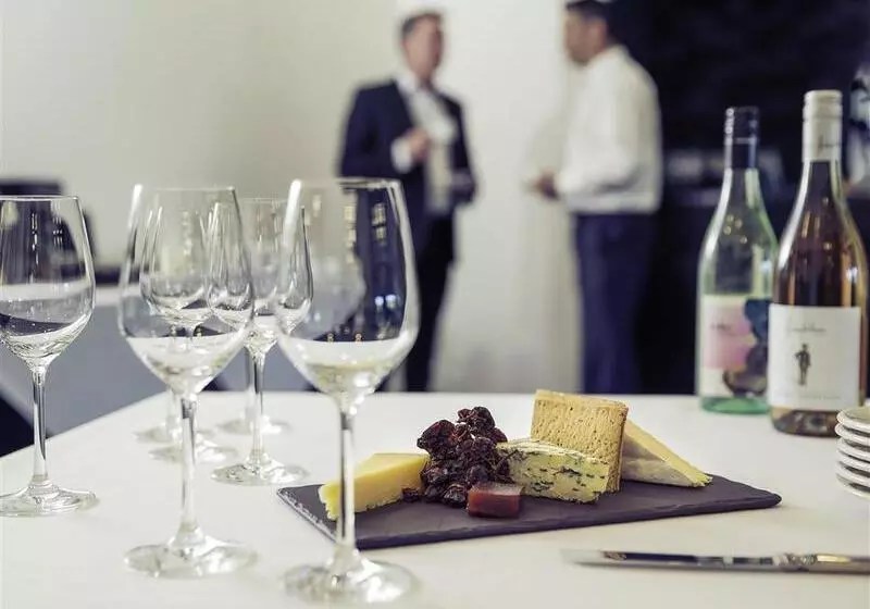 هتل Mercure Newcastle Airport