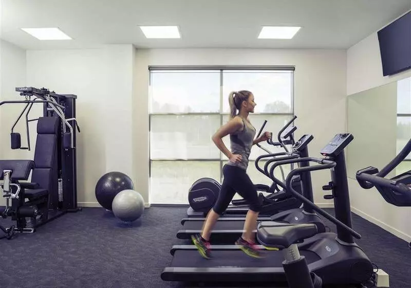 هتل Mercure Newcastle Airport