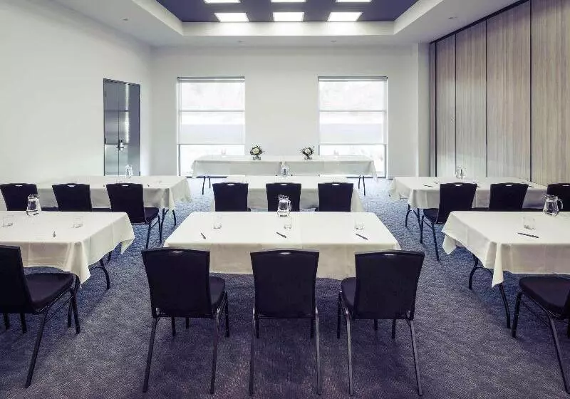 هتل Mercure Newcastle Airport