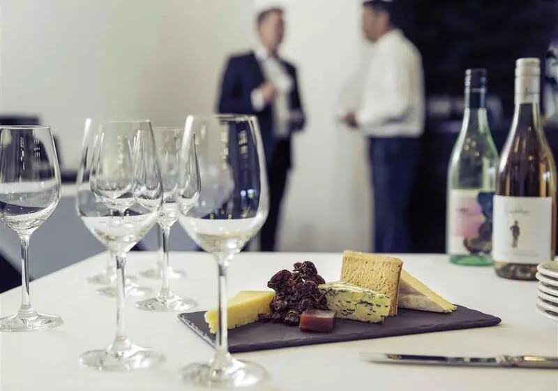 هتل Mercure Newcastle Airport