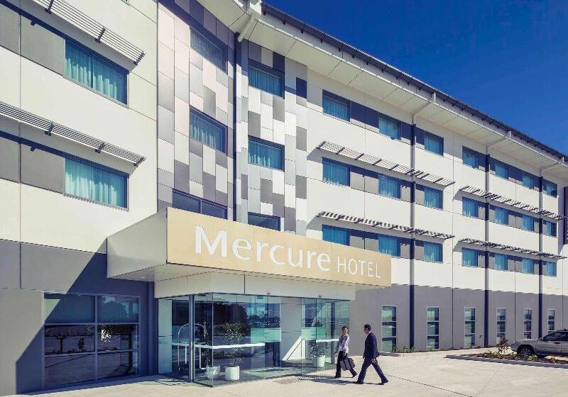 בית מלון כפרי Mercure Newcastle Airport
