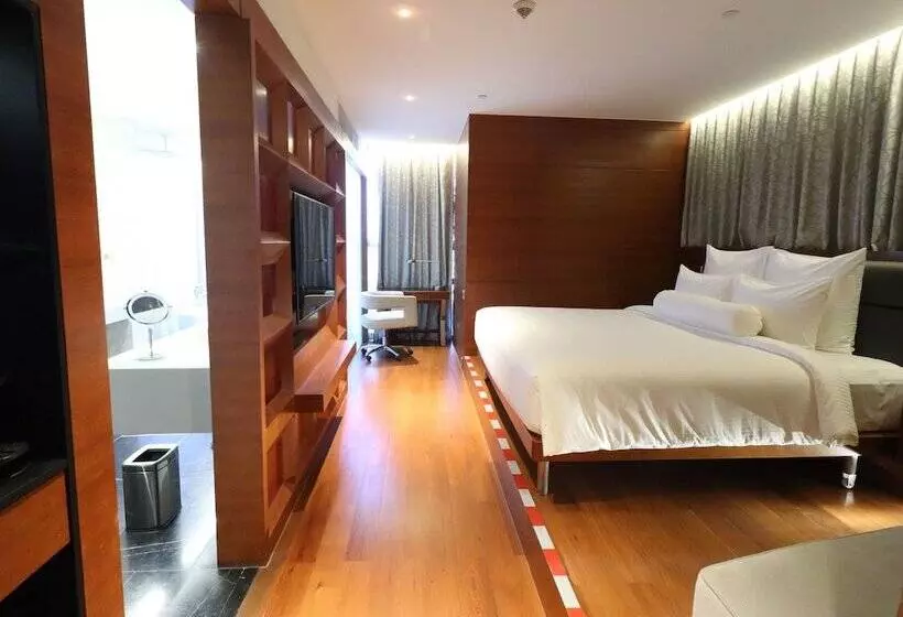 هتل Mingalar Mandalay