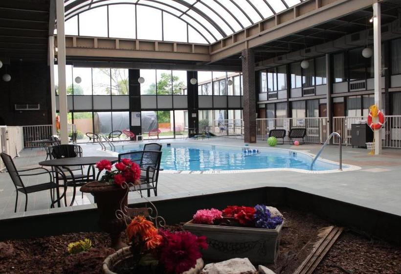 فندق Newark Garden