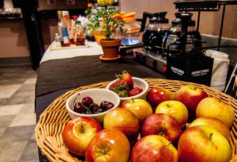 فندق Newark Garden