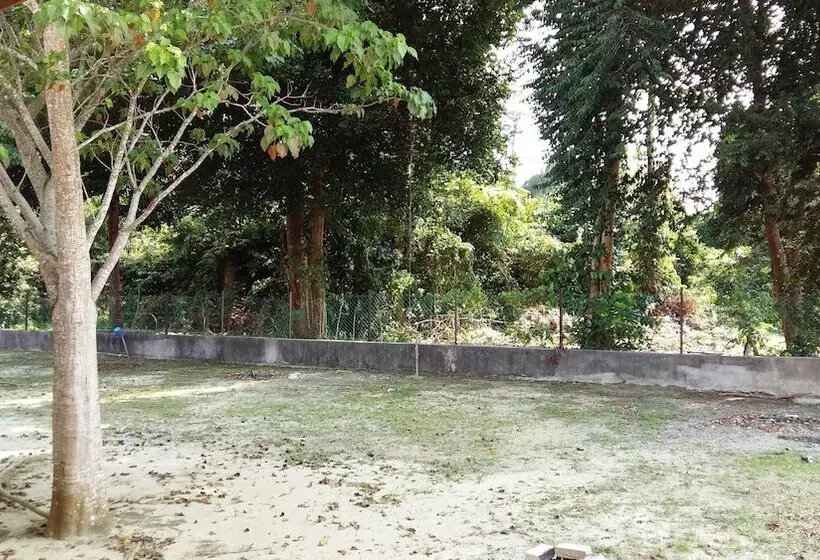 Hotel Pangkor Waterfall Beach Resort