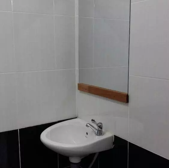 Hotel Pangkor Waterfall Beach Resort