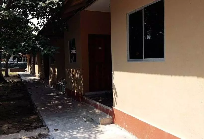 Hotel Pangkor Waterfall Beach Resort