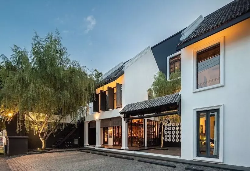 酒店 Ping Silhouette