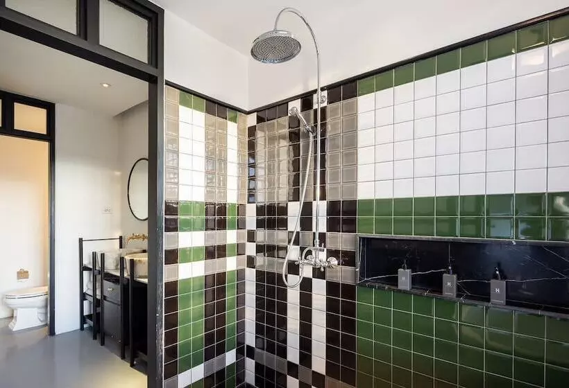 酒店 Ping Silhouette